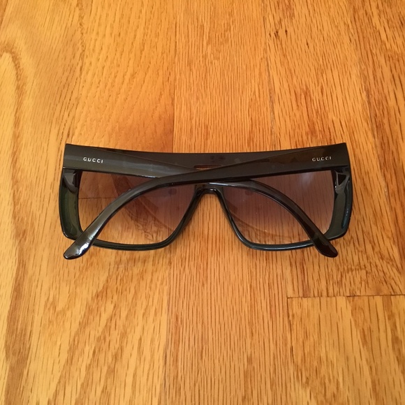 AUTHENTIC NEW GUCCI SUNGLASSES 🕶 - Picture 4 of 4